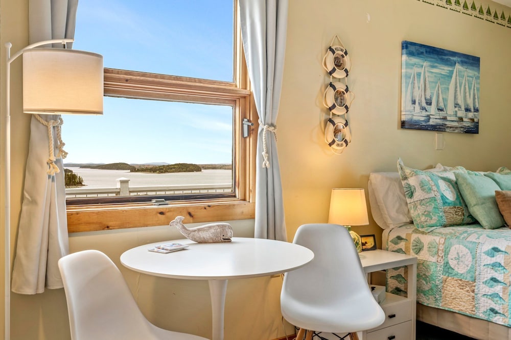 The Oceanview Room (not pet friendly) photo 1