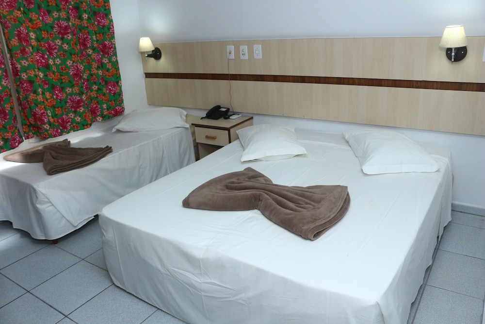 Standard Triple Room, Non Smoking - Photo 2