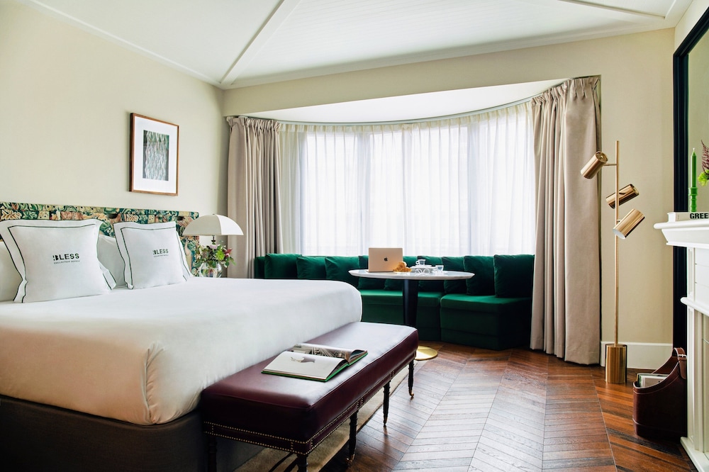 Premium Room Velázquez View - Photo 1