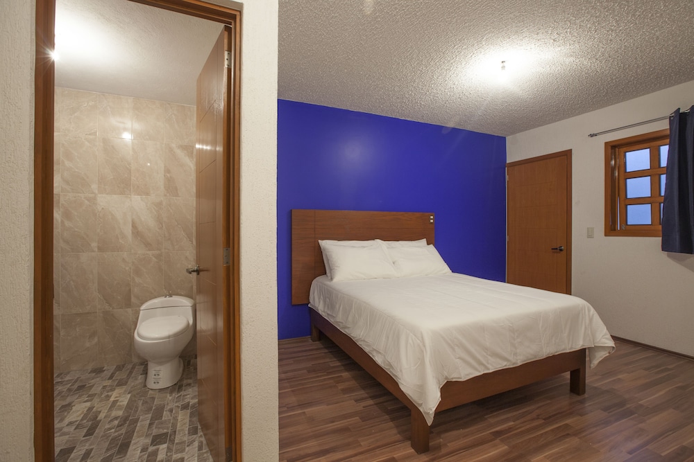 Classic Double Room, 1 Queen Bed, Non Smoking photo 1