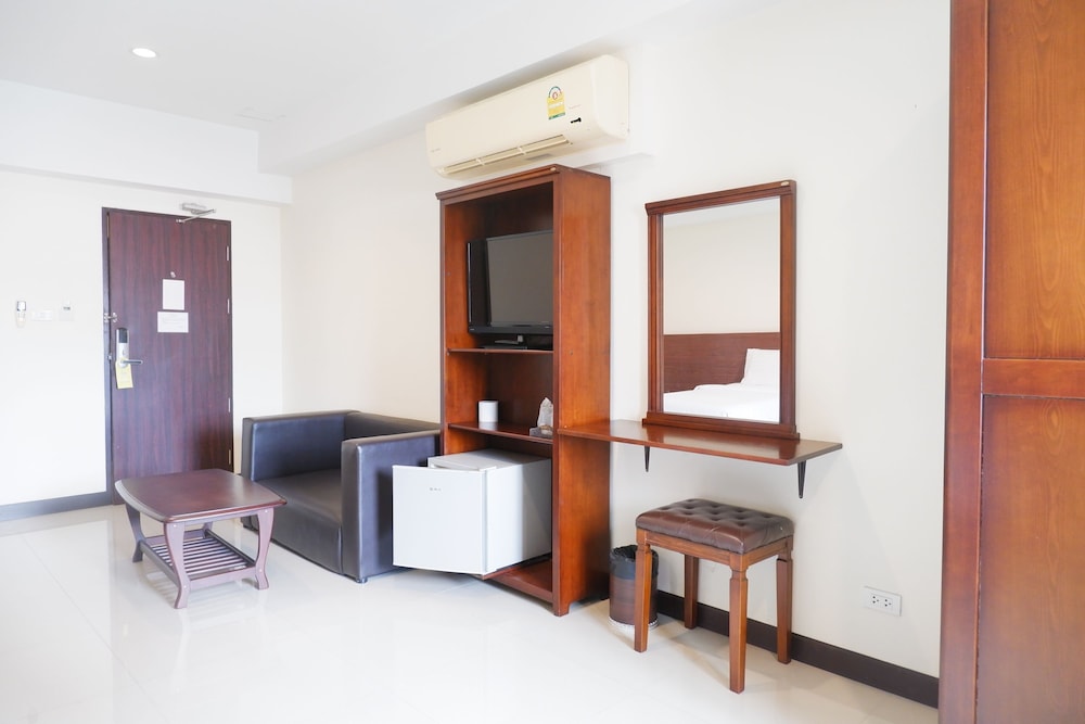 Deluxe Twin Room photo 3