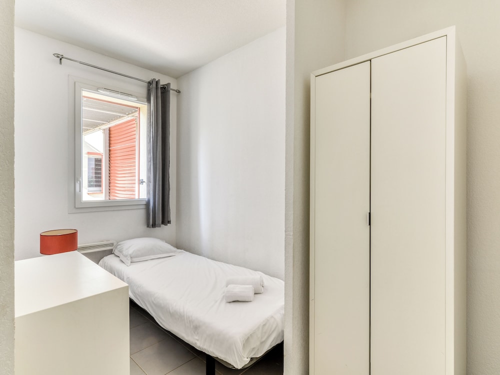 Studio, Kitchenette photo 2