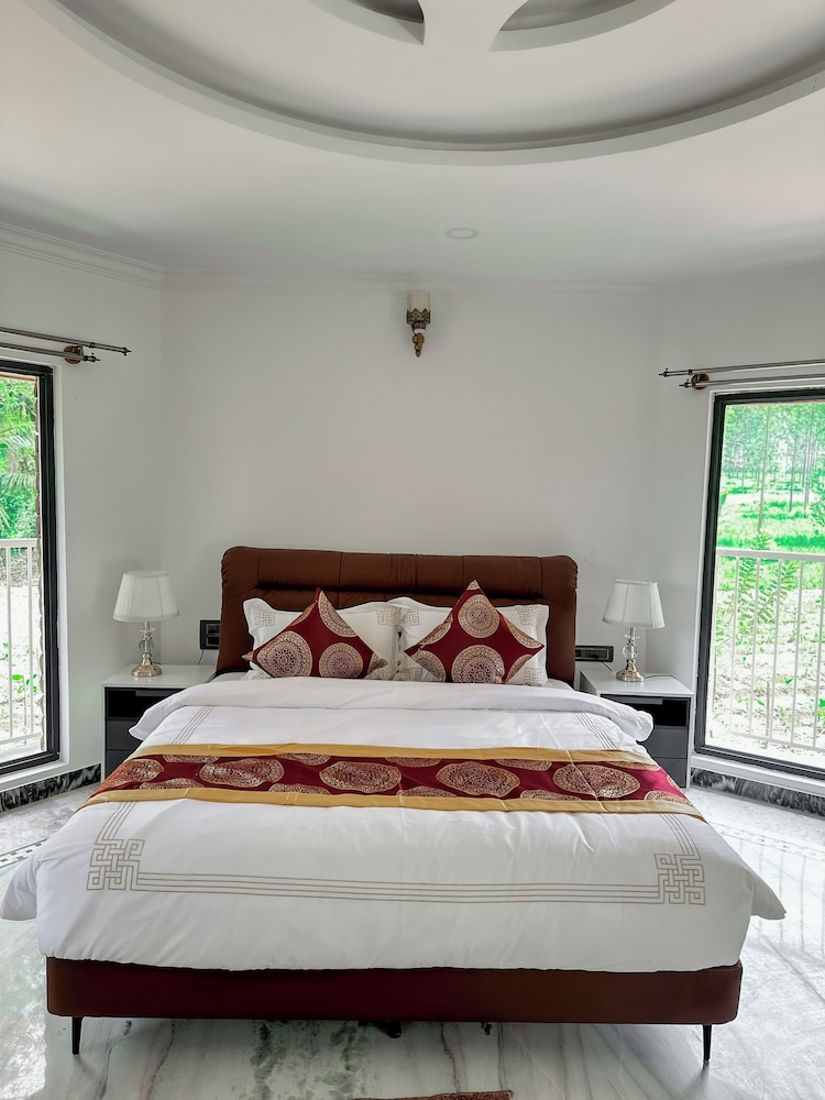 Deluxe Double Room, Garden View photo 2