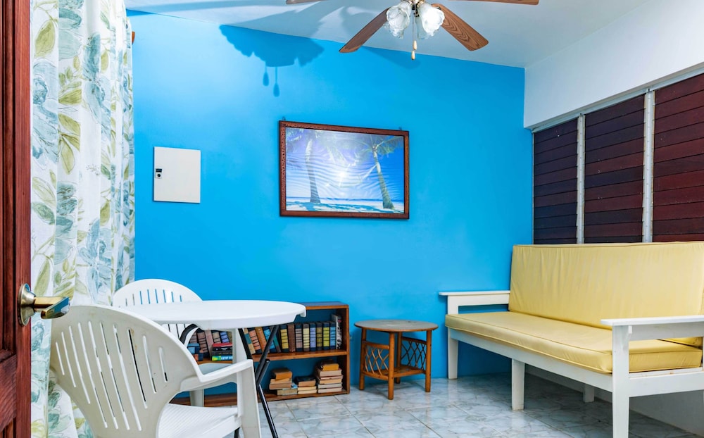 Deluxe Room with Kitchen photo 3