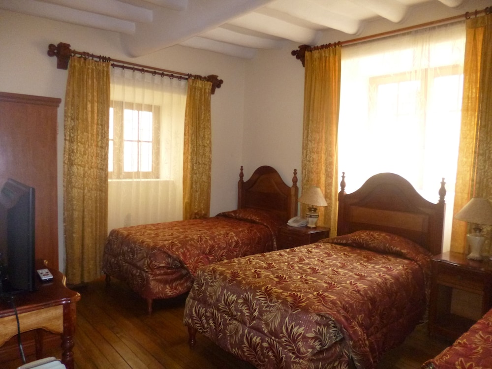 Economy Triple Room