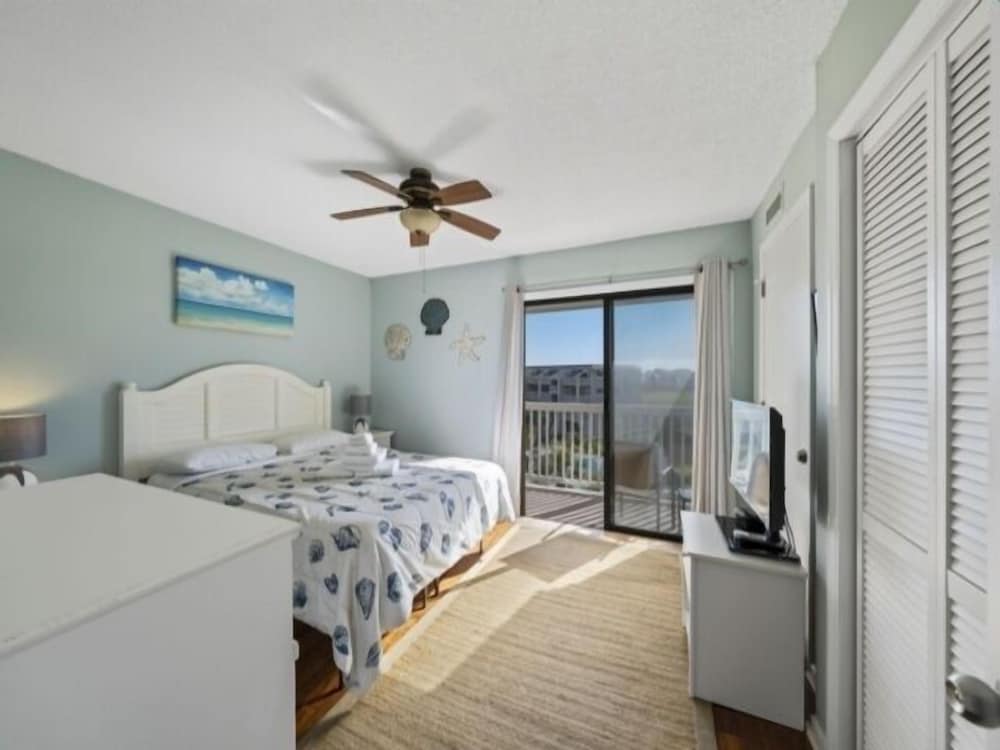 Condo, 1 Bedroom