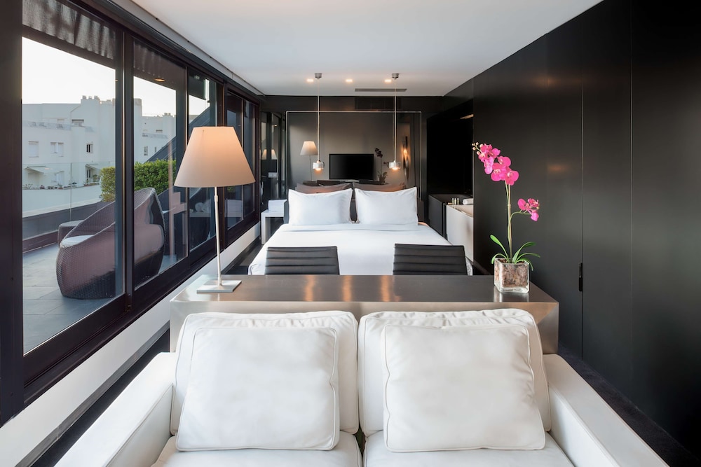 Junior Suite with Terrace - Photo 3