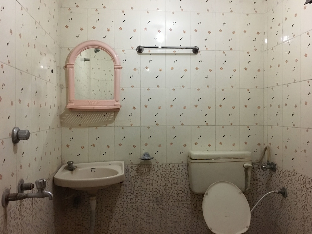 Standard Room photo 3