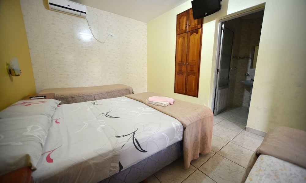 Quadruple Room photo 2