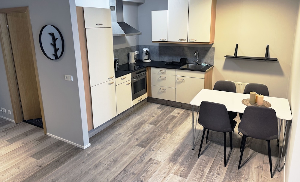 Deluxe Apartment photo 3