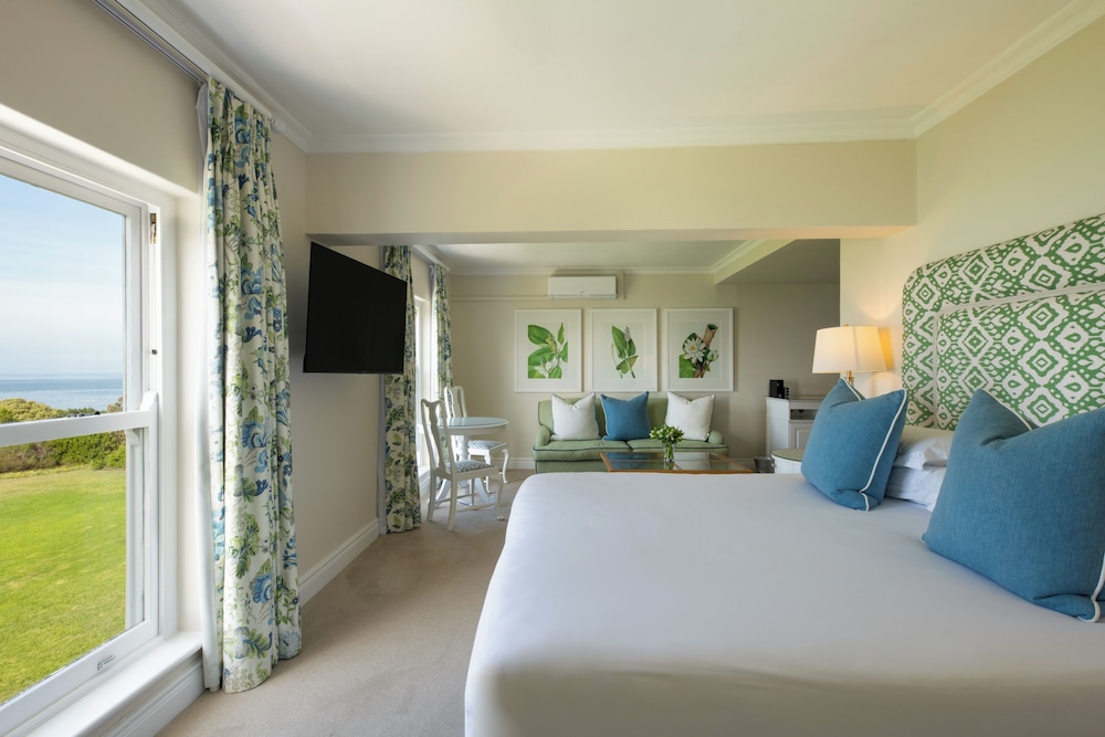 Premier Suite - Photo 8