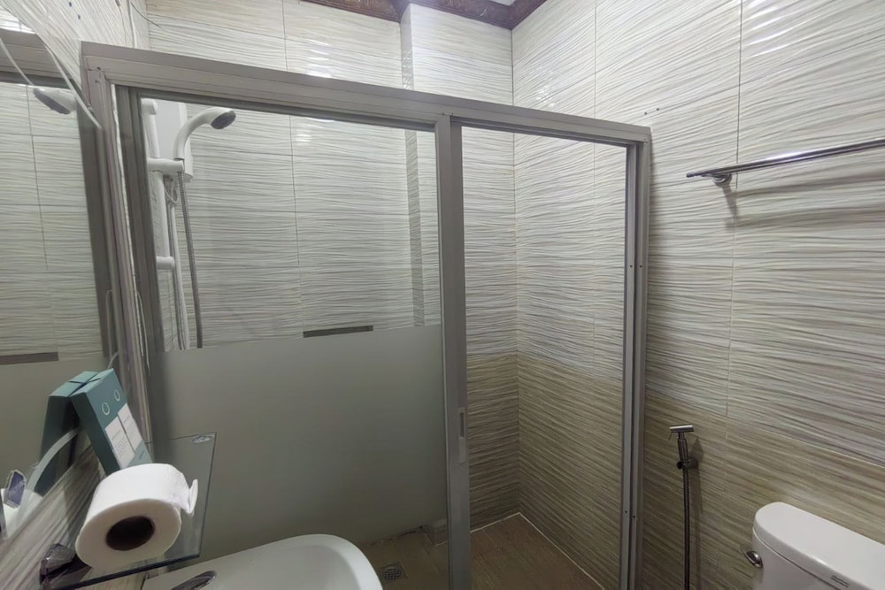 Deluxe Twin Room photo 3