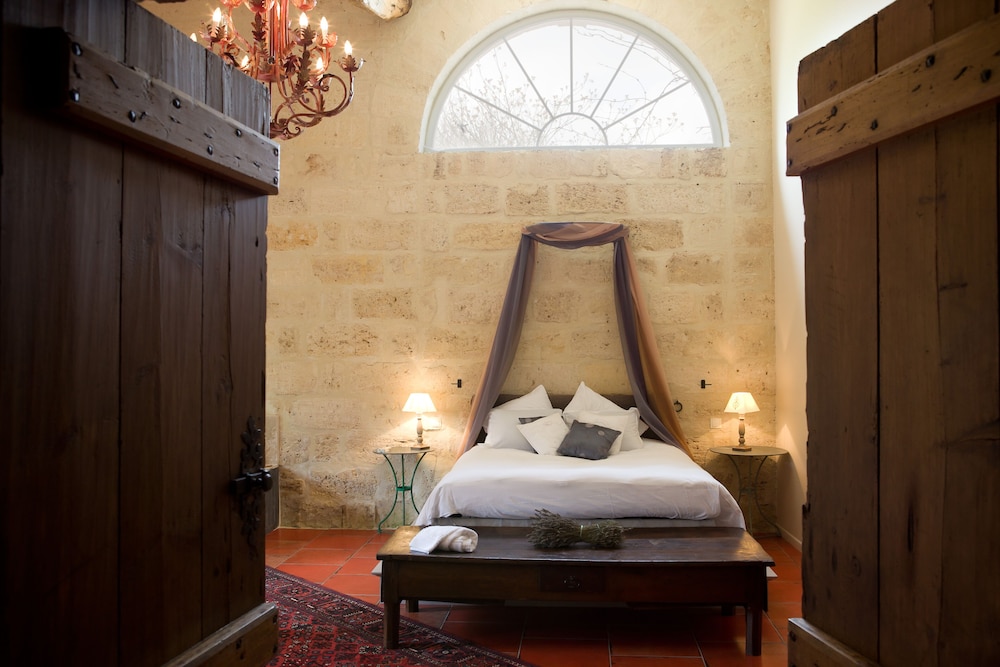Romantic Suite, 1 King Bed, Accessible, Bathtub (Feu)