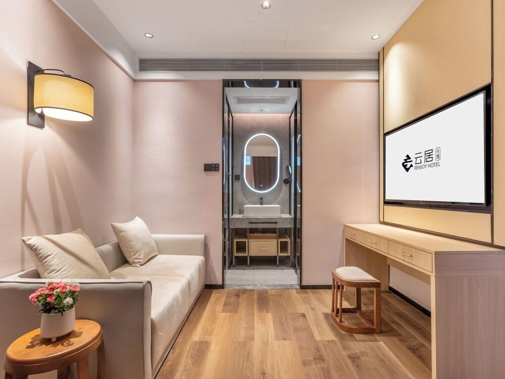 Luxury Studio Suite