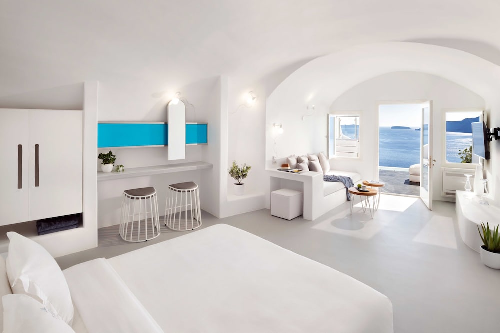 Suite (Cave, Plunge Pool Heated)