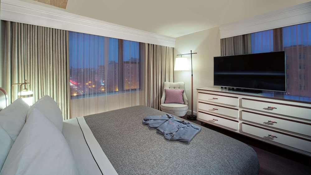 Premium Suite, 1 Bedroom - Photo 3