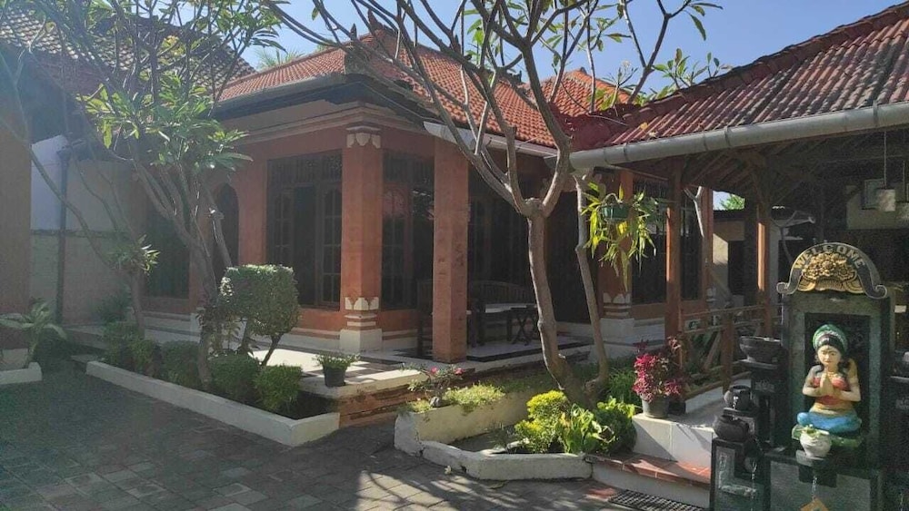 Family Bungalow, 2 Bedrooms, Pool View, Ground Floor photo 2