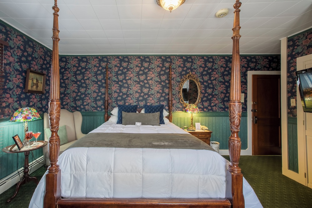 Main Inn 1 Double with Full Bath photo 2