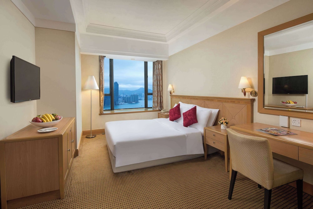 Superior Room, 1 Queen Bed, Smoking, City View