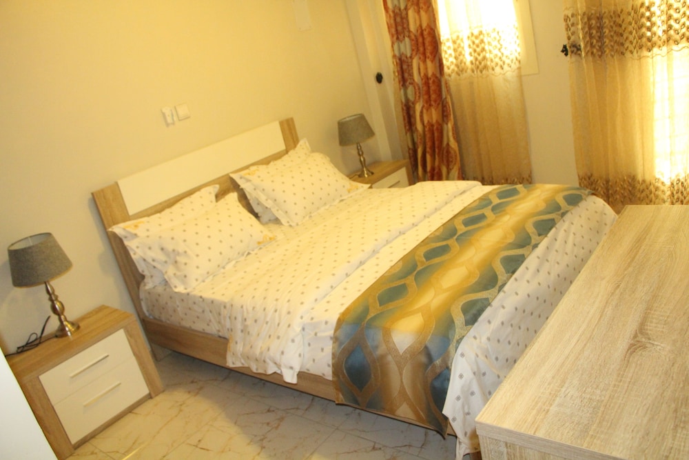 Deluxe Apartment photo 2