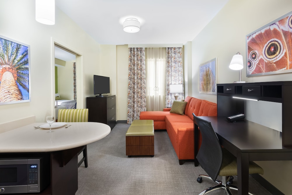 Suite, 2 Queen Beds and Sofa Bed, Kitchen photo 2