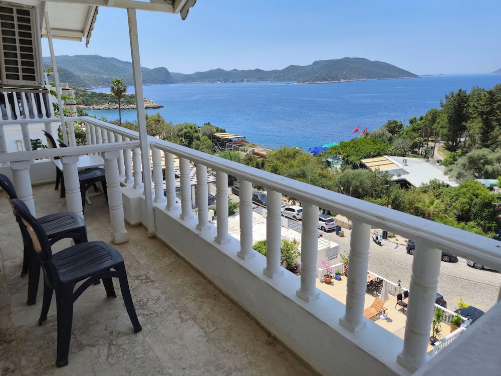 Loft, Sea View