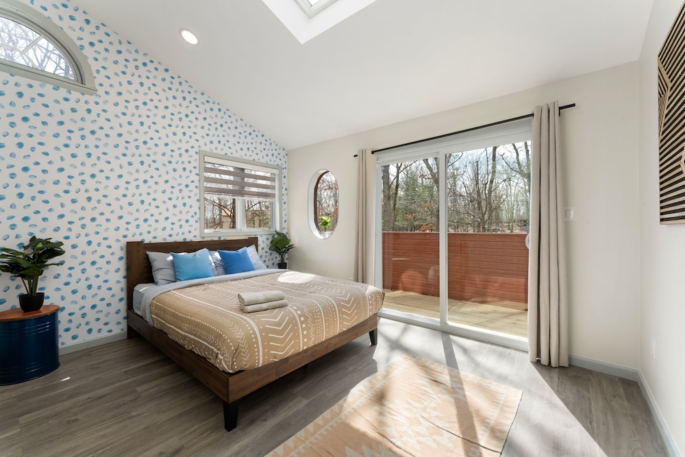 House, 5 Bedrooms photo 1