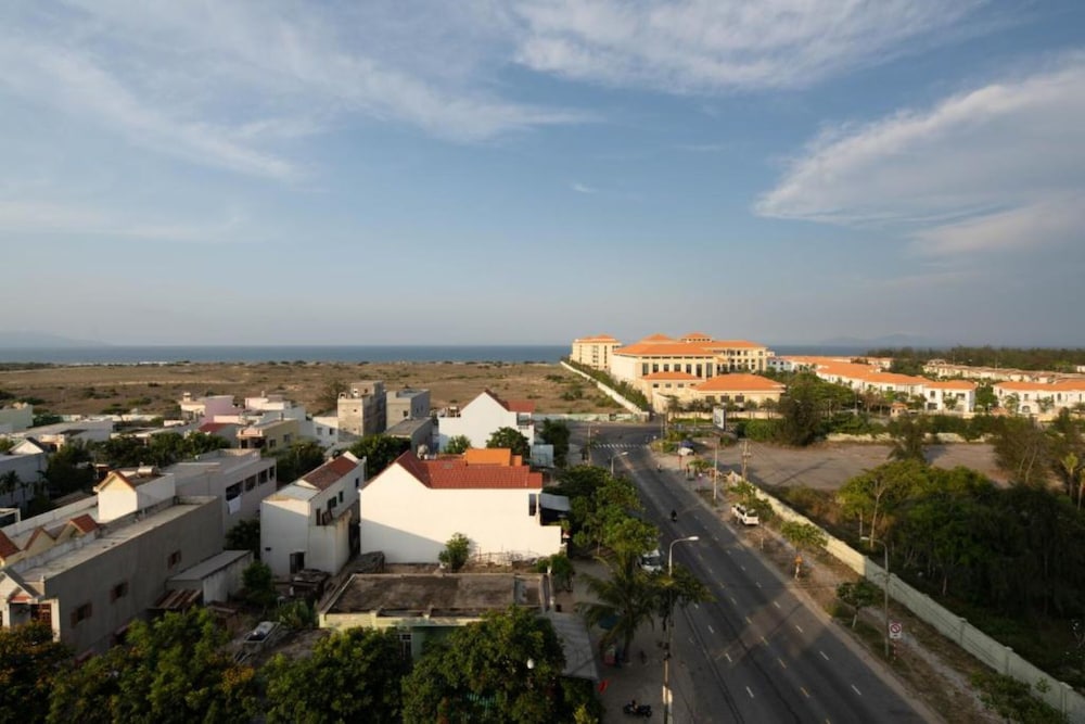 Panoramic Penthouse, Patio, Sea View - Photo 19