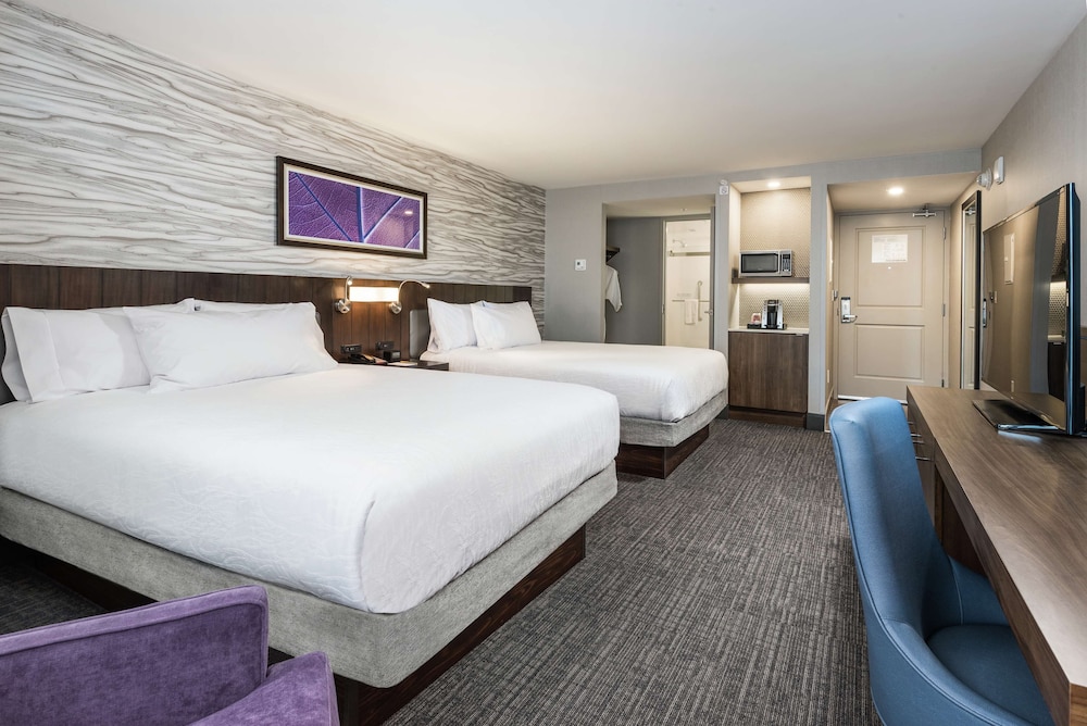 Signature Room, 2 Queen Beds