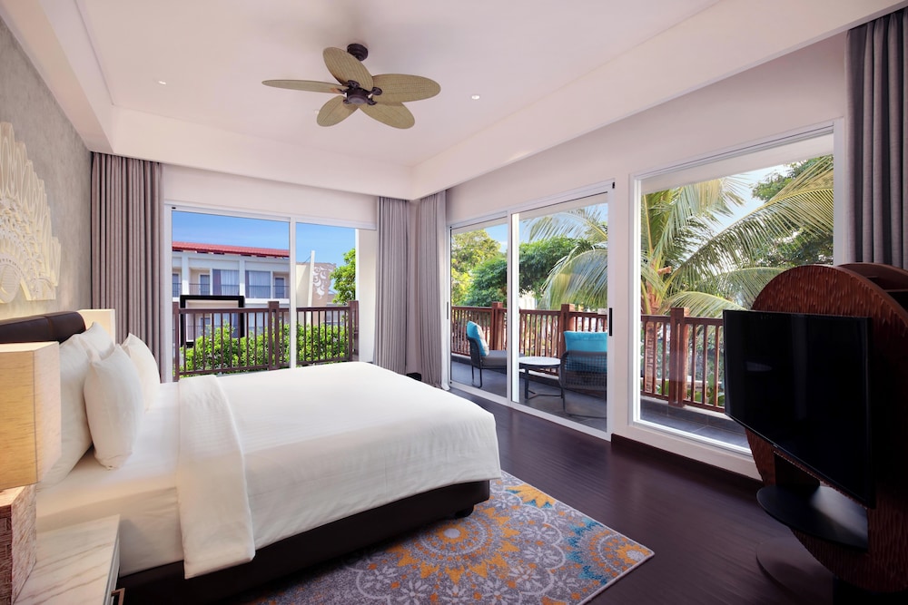 Executive Suite, 1 King Bed - Photo 11