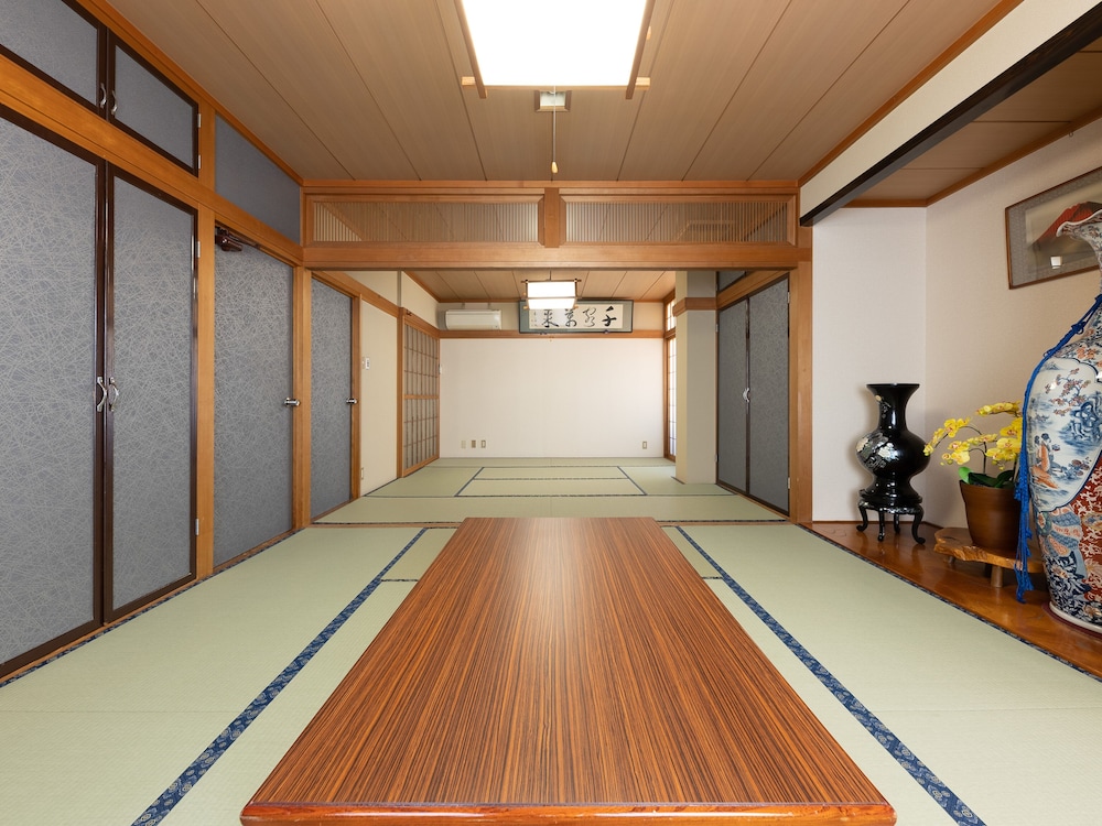 Japanese Room - Family photo 3