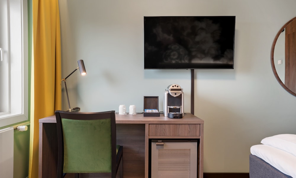 Business Room, Non Smoking - Photo 2