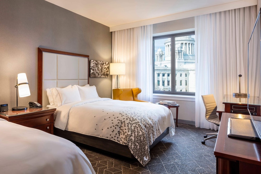 Club Room, 2 Queen Beds - Photo 1