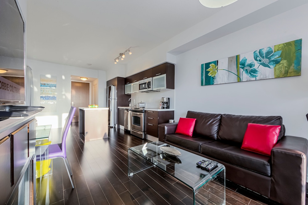 Family Size 2 Bedroom Fully Furnished Condo Sleeps 6, Parking Available, 3tvs, Foto 7