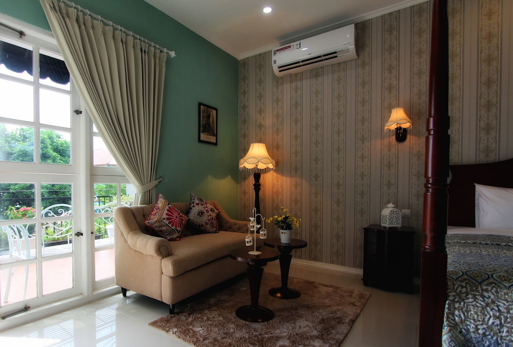 Suite - Photo 4