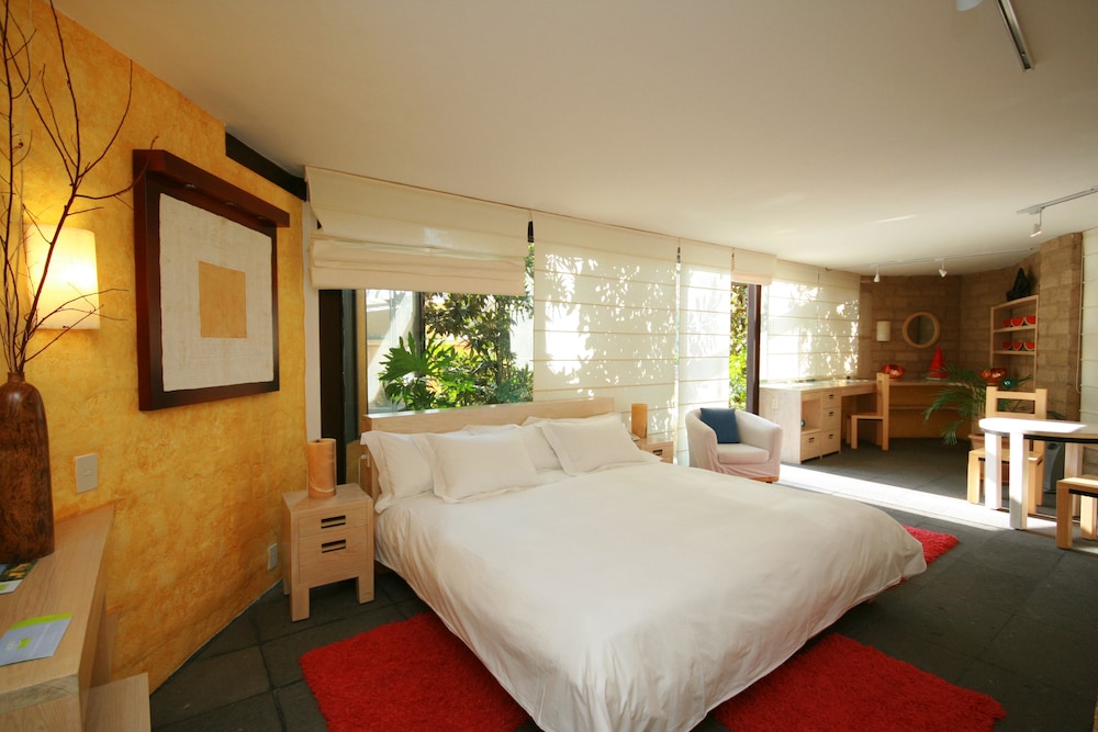 Deluxe Suite photo 1