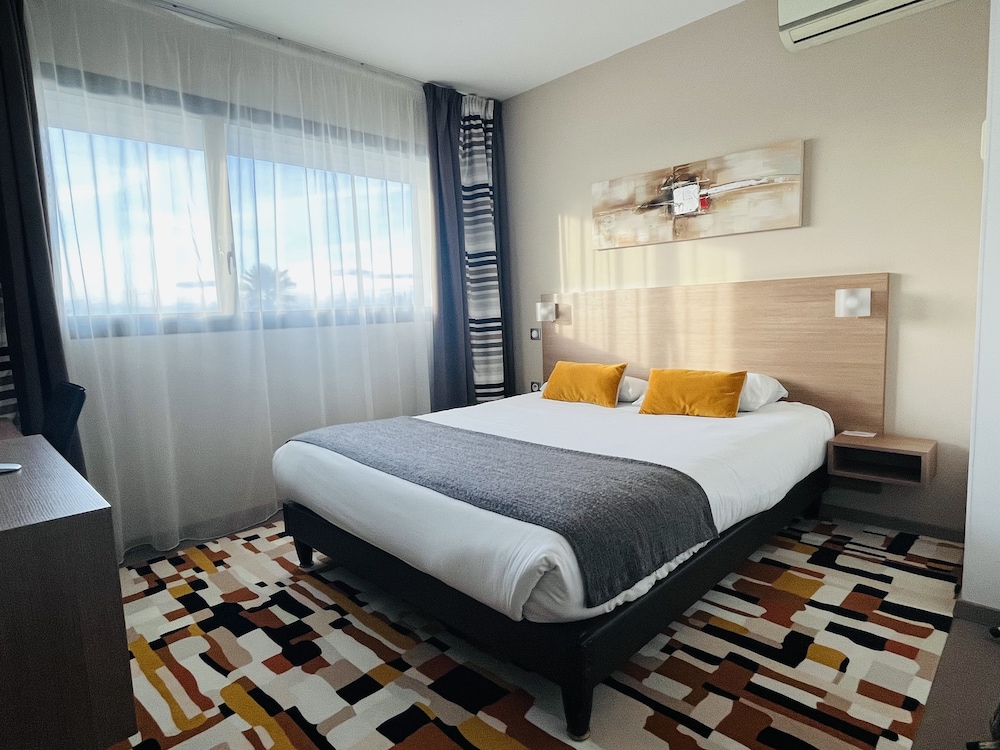 Standard Room photo 3