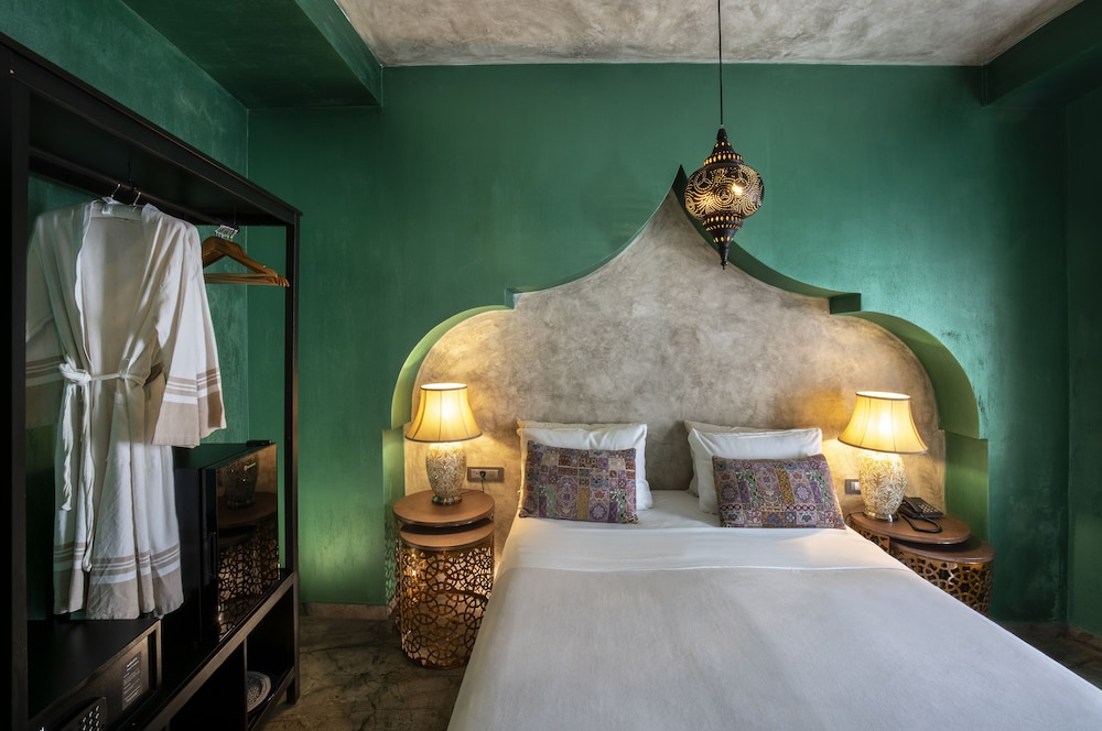 Honeymoon Room photo 1