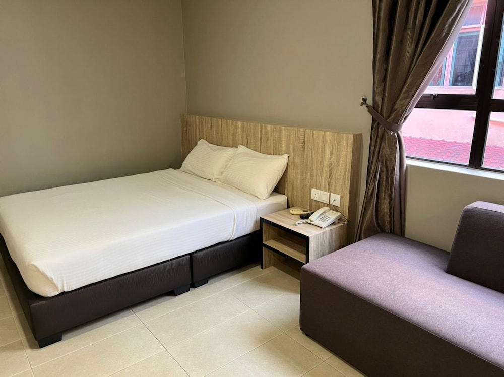 Family Triple Room - Photo 2