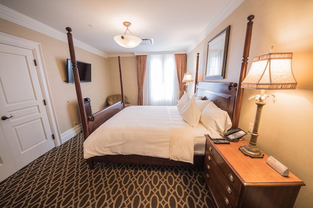 Suite (Kensington) - Photo 2