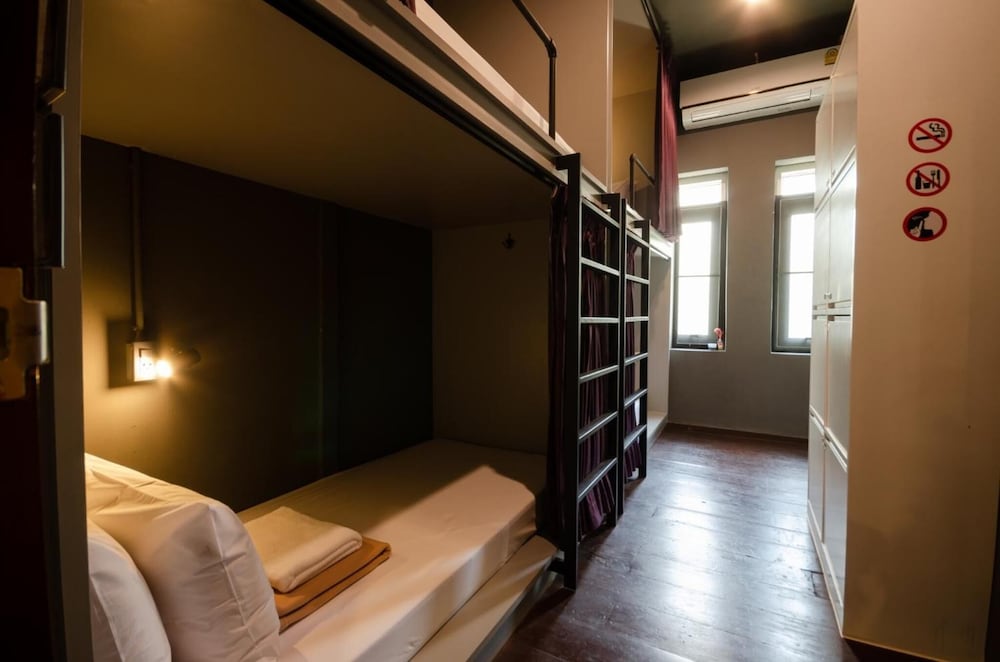 Family Shared Dormitory, Shared Bathroom (4 Beds) photo 3