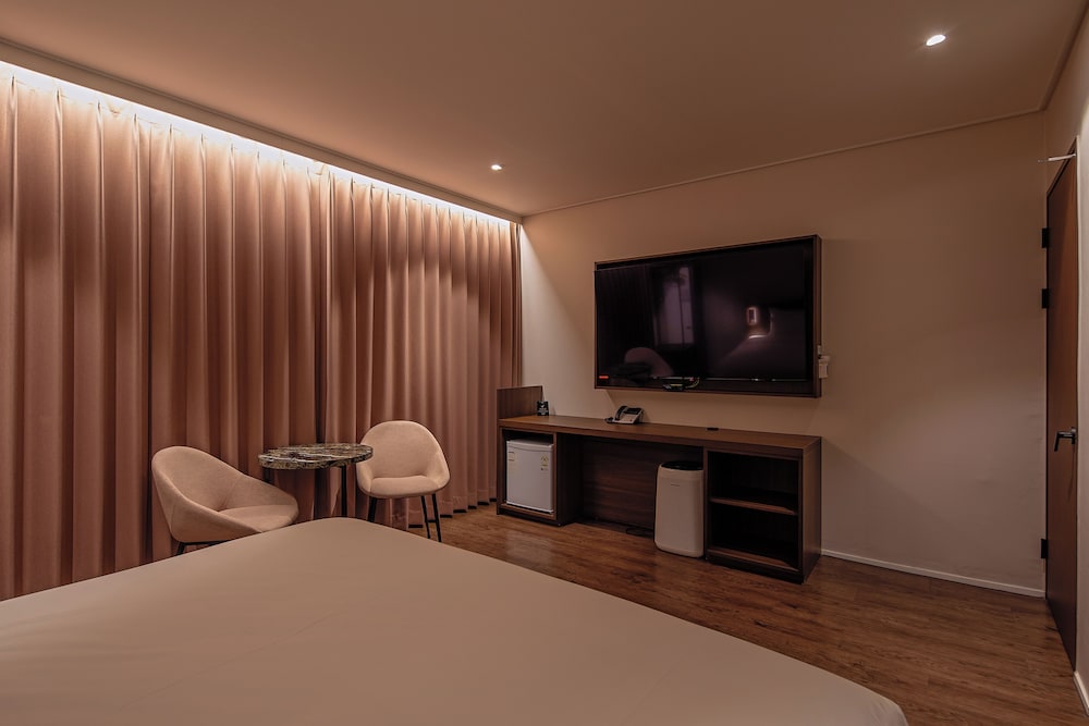 Deluxe Double Room photo 3