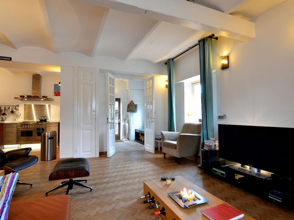 House photo 2