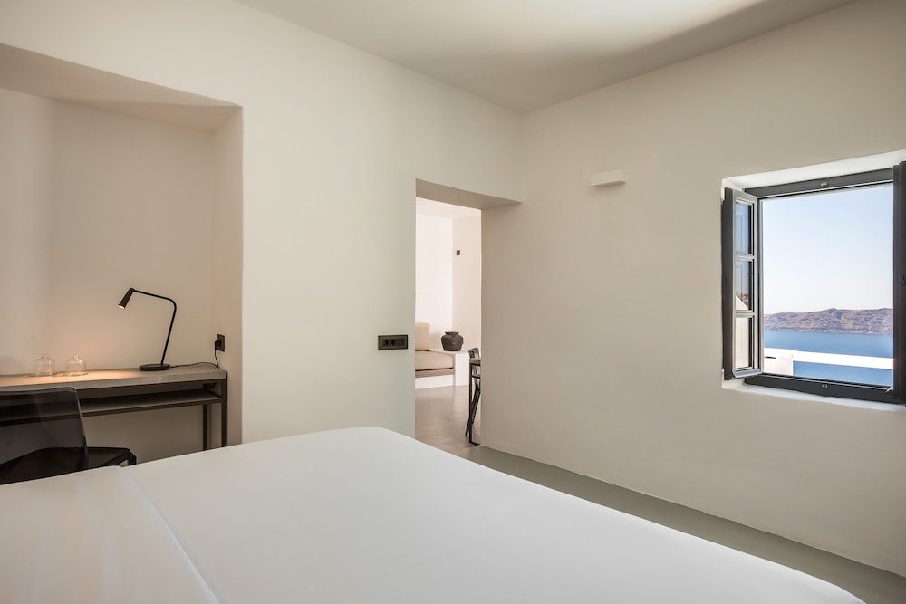 Exclusive Suite, Jetted Tub (Cave) - Photo 2