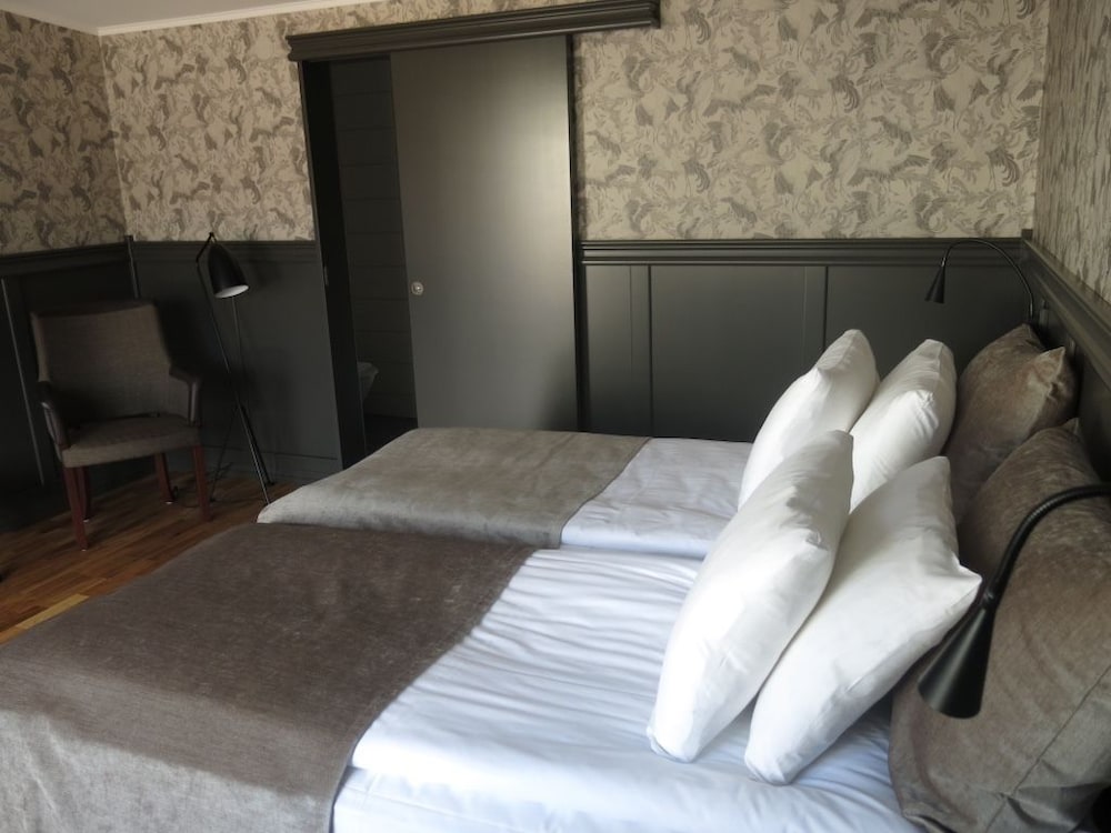Standard Twin Room, 1 Bedroom - Photo 2