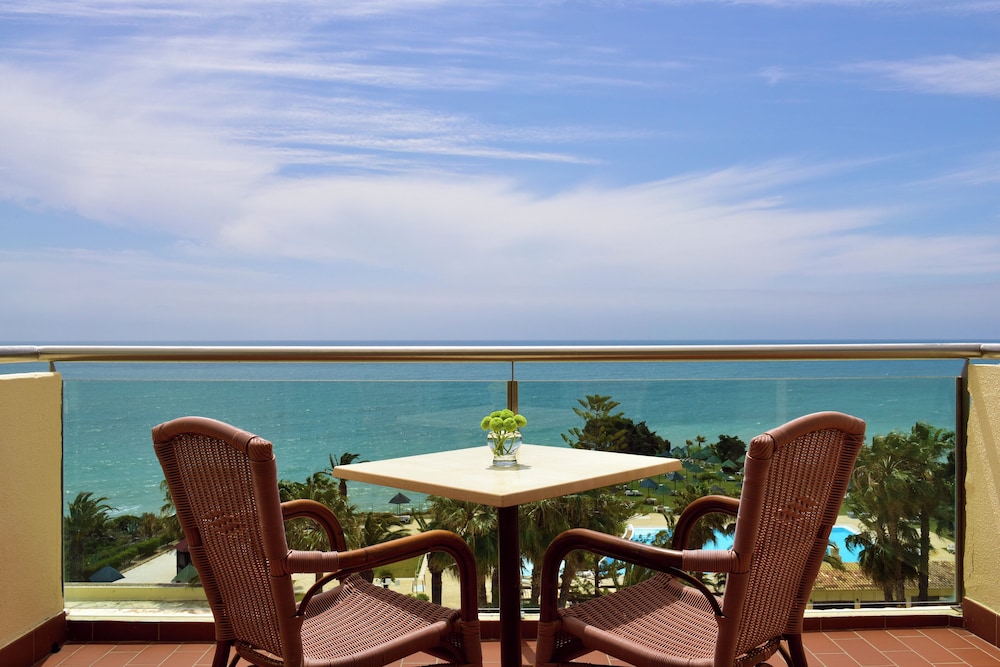 Classic Twin Room, Sea View