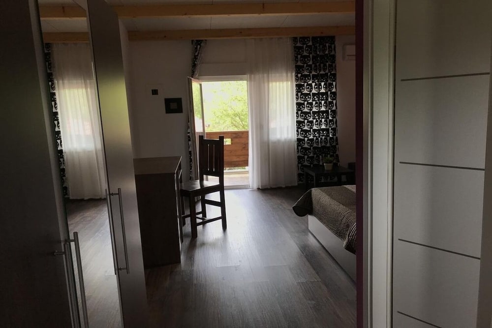 Apartment (Mar - With Pool - R6(2))