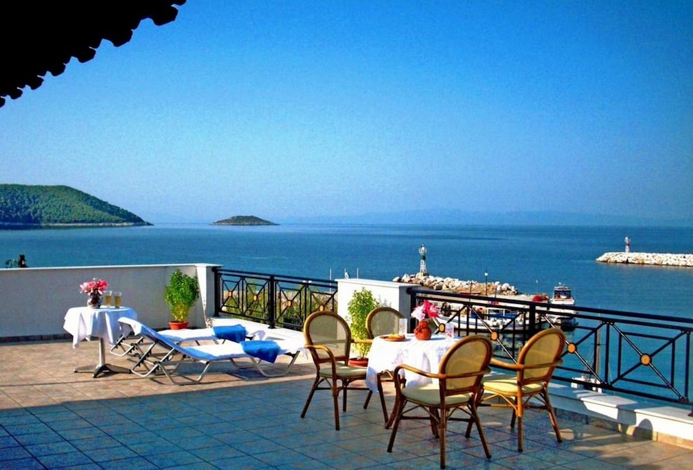 Deluxe Apartment, 1 Bedroom, Terrace (Panoramic Sea View) photo 2