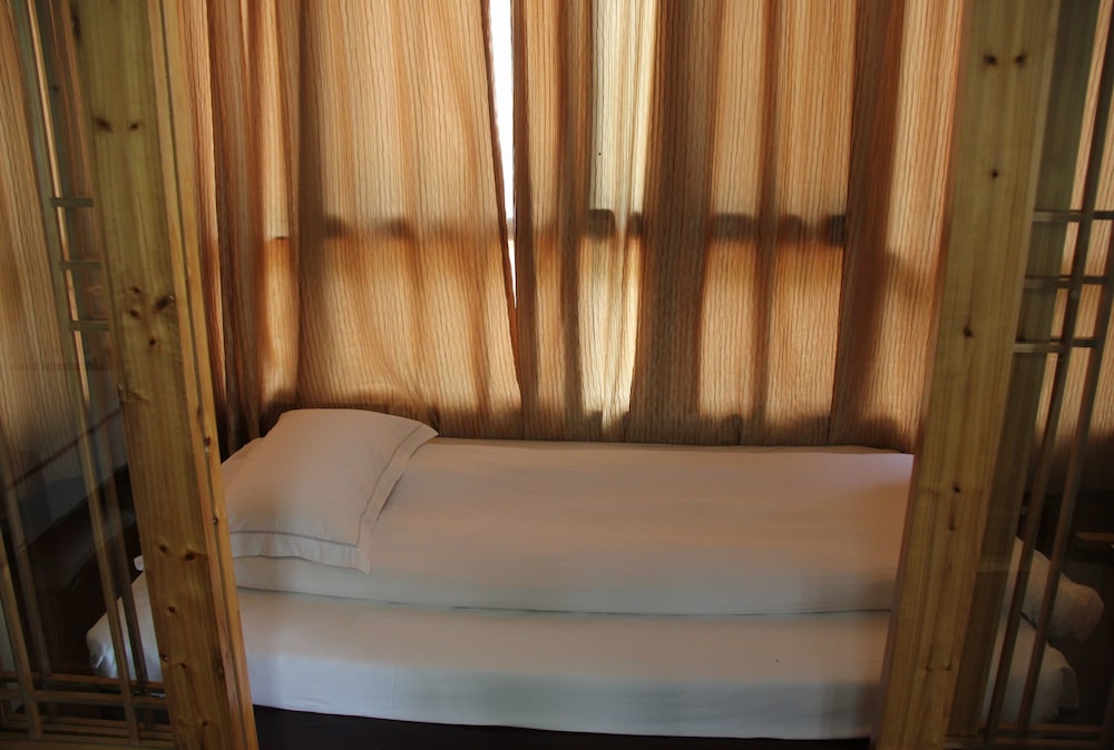 Design Suite with View photo 3