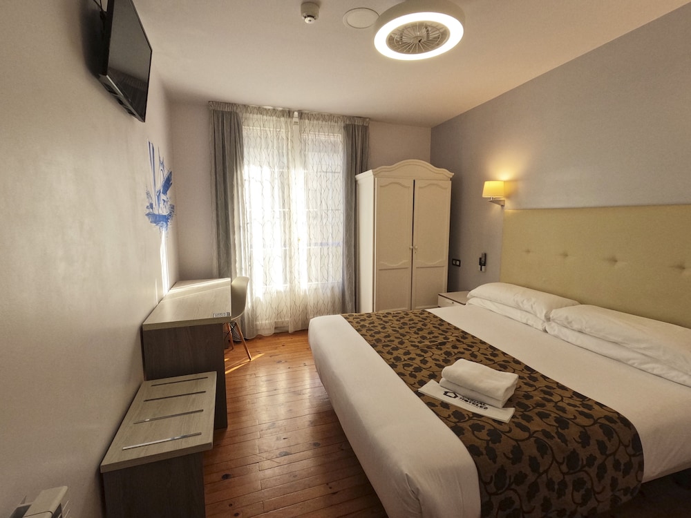 Superior Double Room photo 3